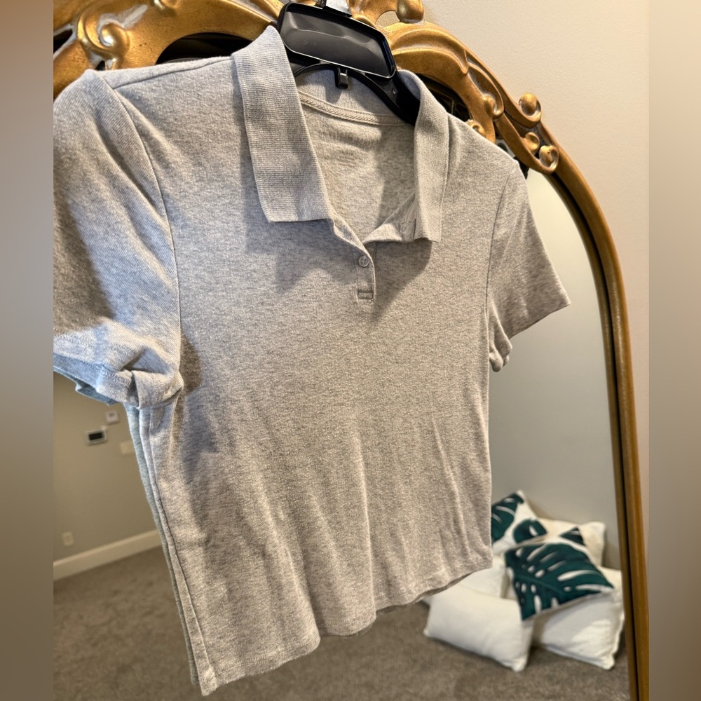 Women’s crop top